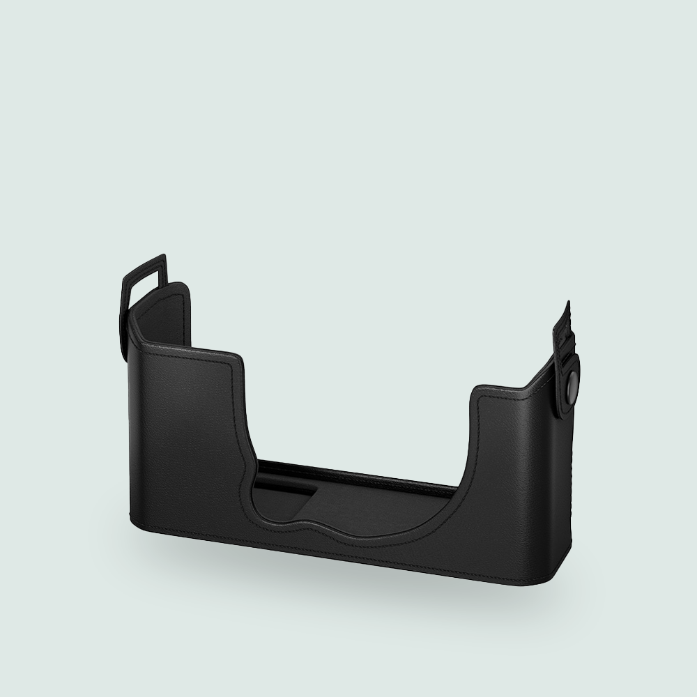 BLC-XE4 Leather Case Black