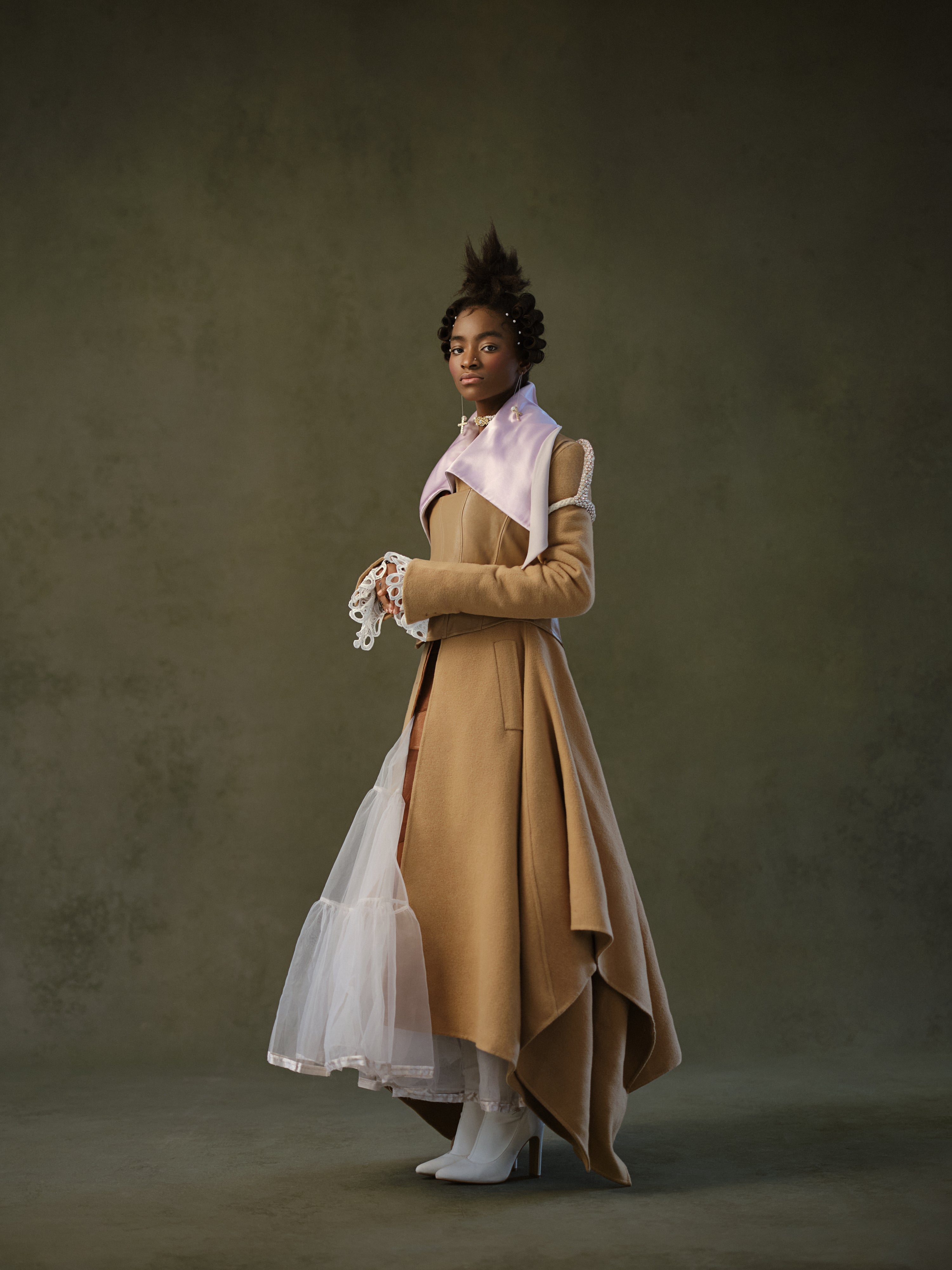 Kristina Varaksina | GF80mmF1.7 R WR