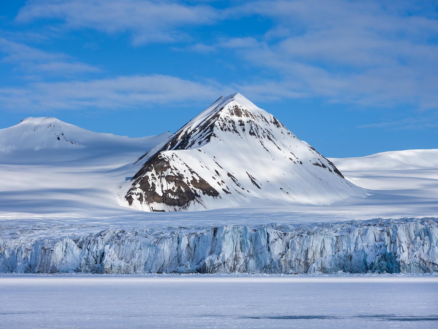 Tommy Simonsen | GF100-200mmF5.6 R LM OIS WR